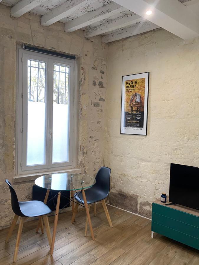 Nuit A La Roquette, Arles Apartment Exterior photo